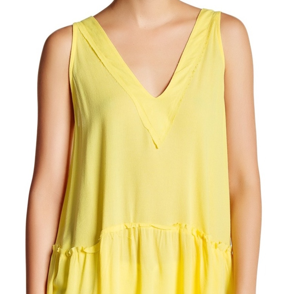 *NWOT* Lush Woven Peplum Tunic Tank